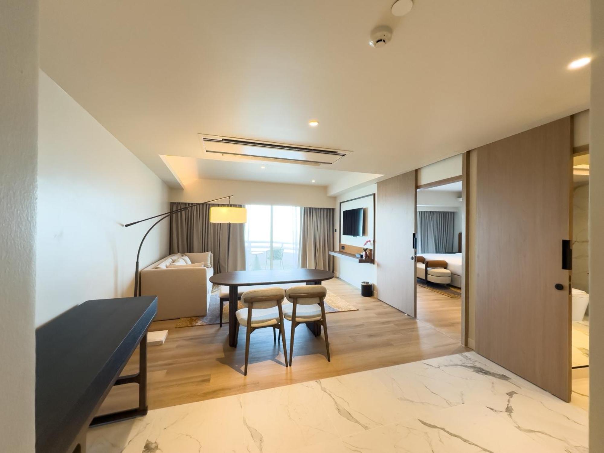 D Varee Jomtien Beach, Pattaya Exterior foto A suite at the hotel